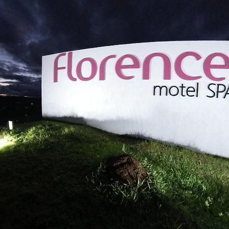 Florence Motel - Santo Angelo-Rs Buitenkant foto
